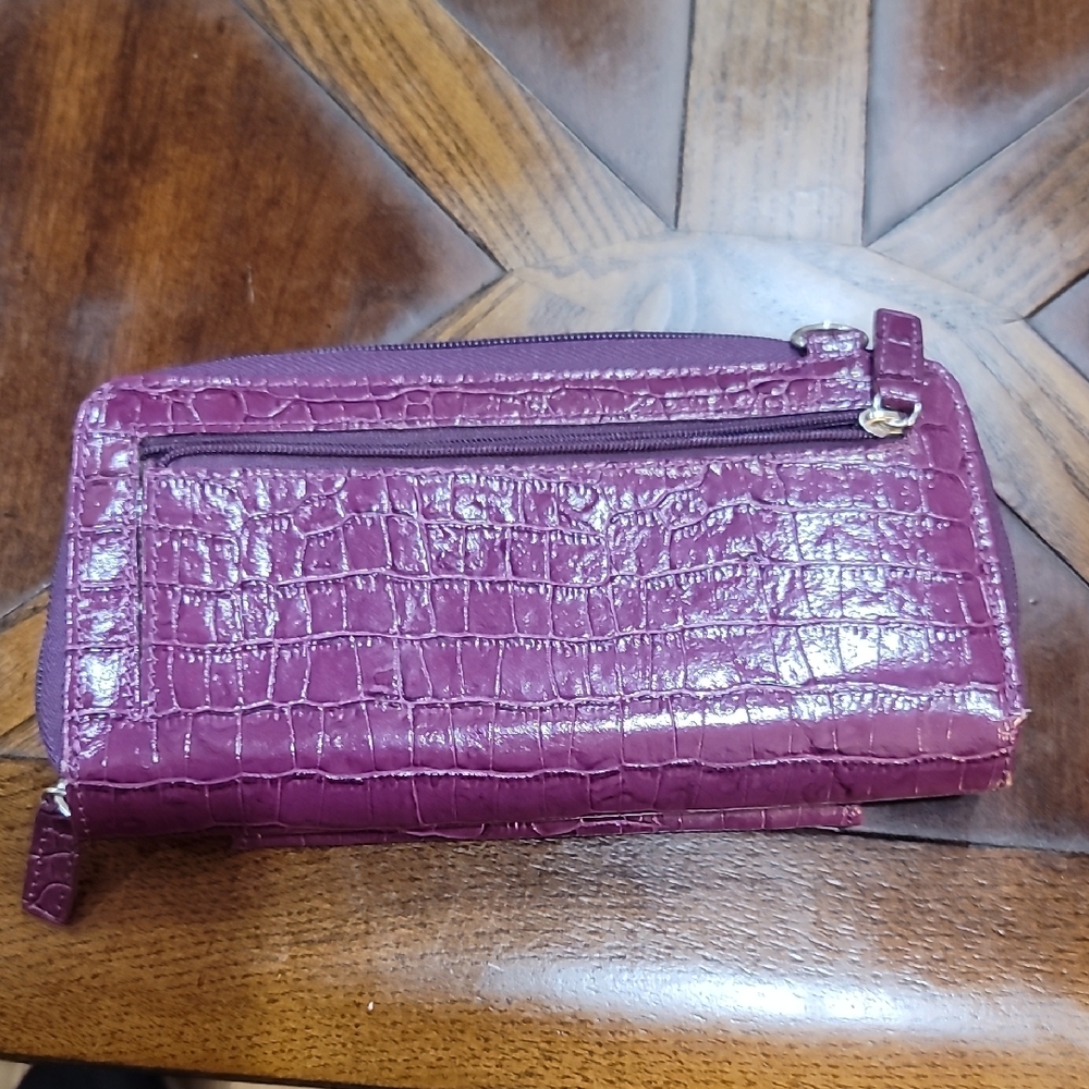 Walletbe Purple Crocodile Embossed Wallet - Picture 3 of 4